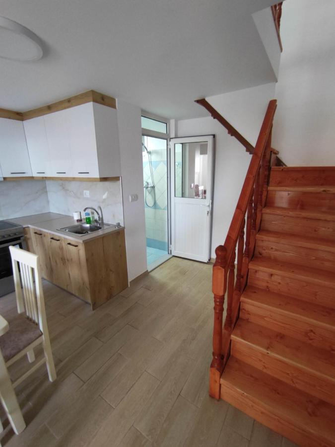 Rose Apartment Sarande Exterior photo
